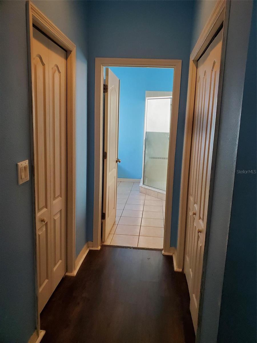 Image 19 of 69 For 14027 Bensbrook Drive