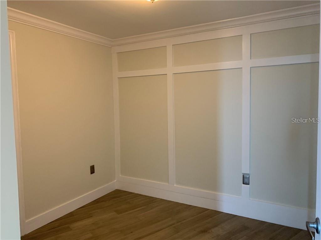 Image 14 of 21 For 450 Knights Run Avenue 1605