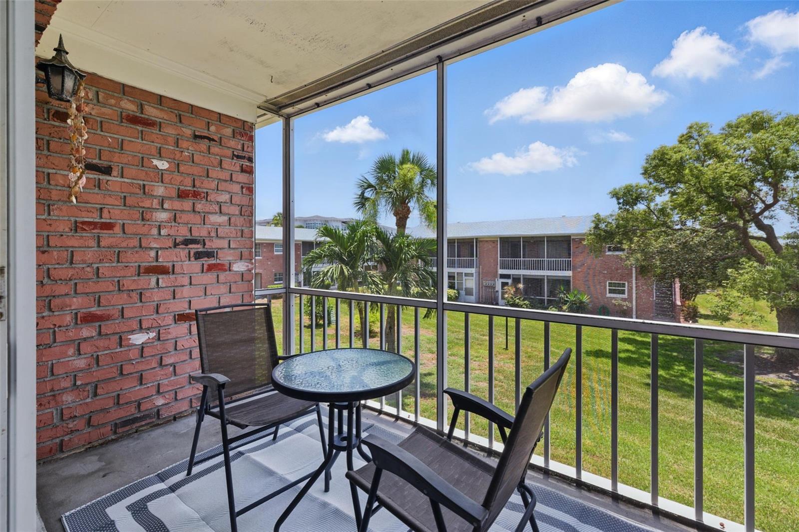 Image 13 of 16 For 3580 38th Avenue S 95