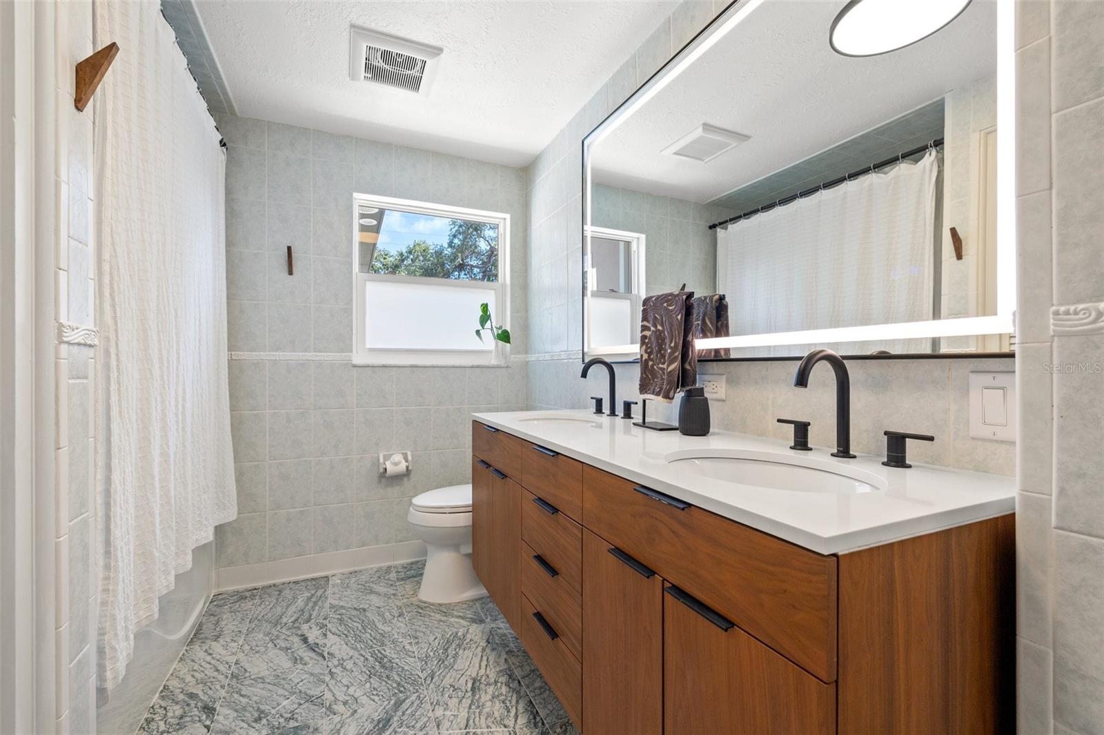 Image 31 of 44 For 310 55th Avenue S
