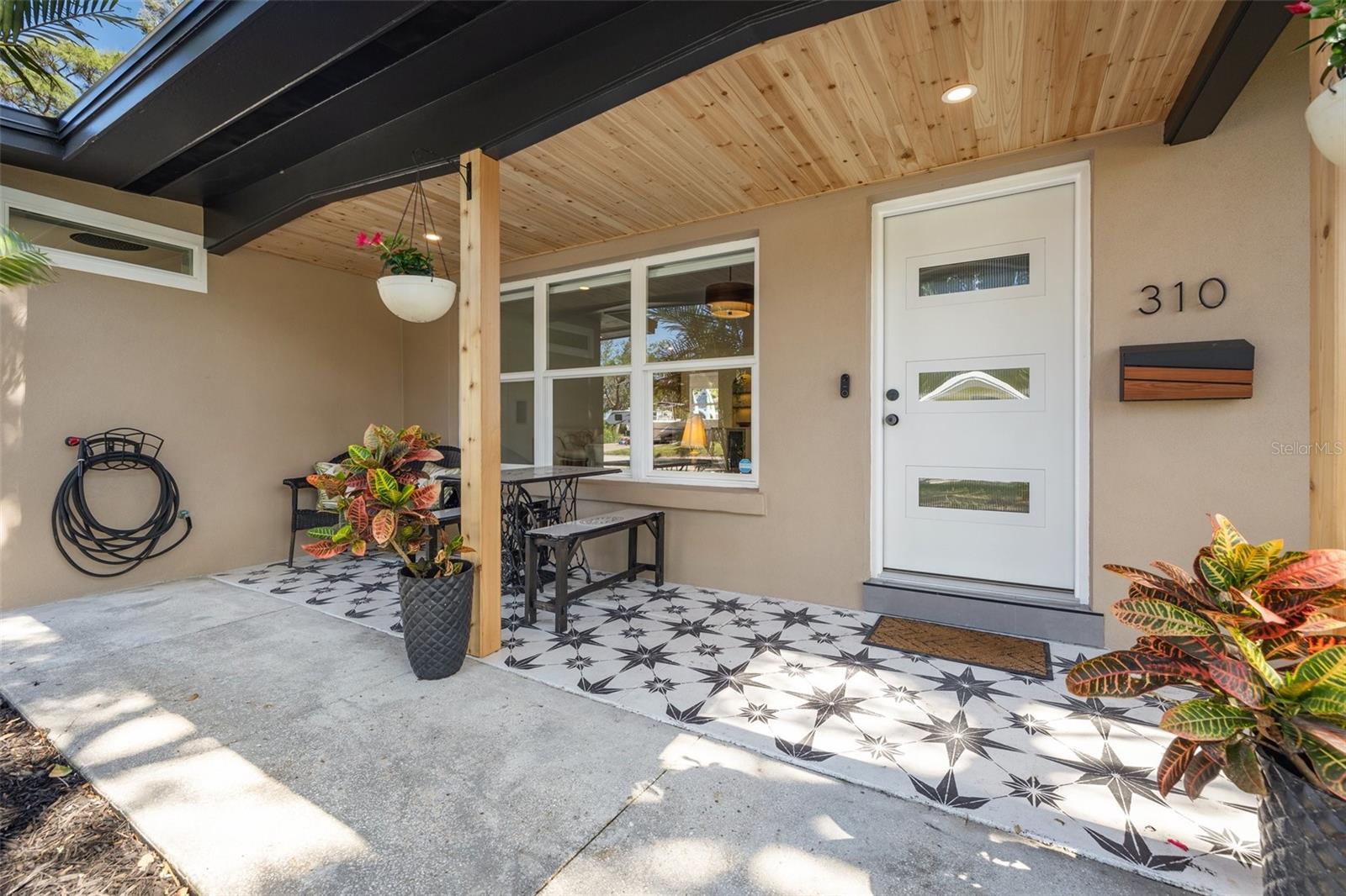 Image 4 of 44 For 310 55th Avenue S