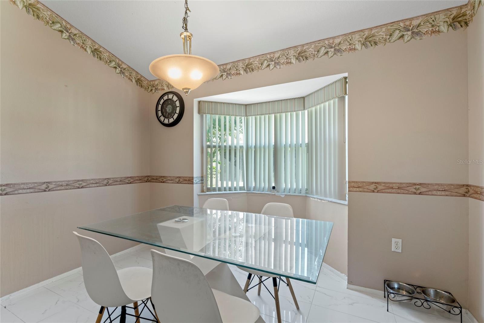 Image 10 of 25 For 9314 Alta Sol Way