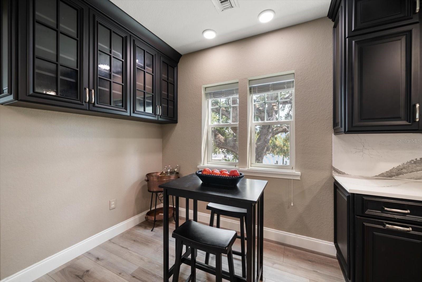 Image 15 of 64 For 215 18th Avenue