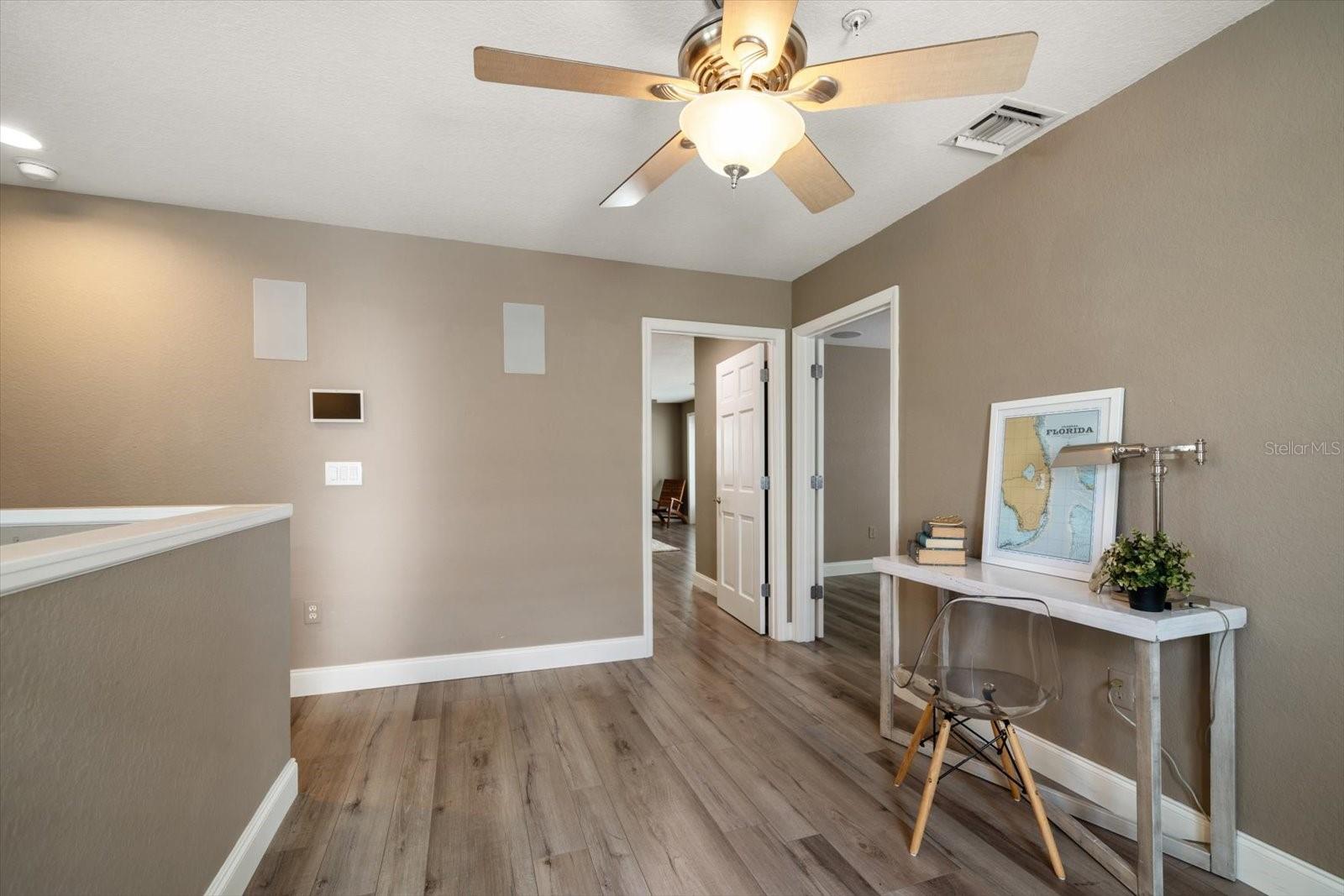 Image 40 of 64 For 215 18th Avenue