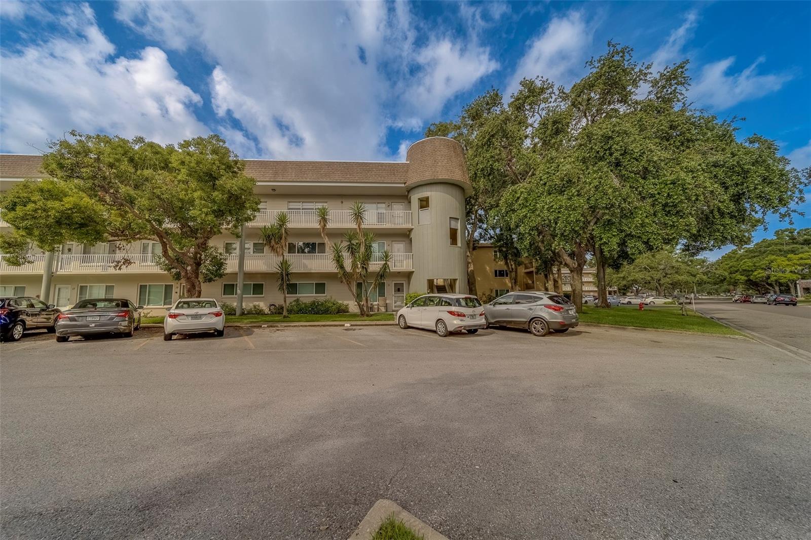 Image 6 of 85 For 2441 Persian Drive 61