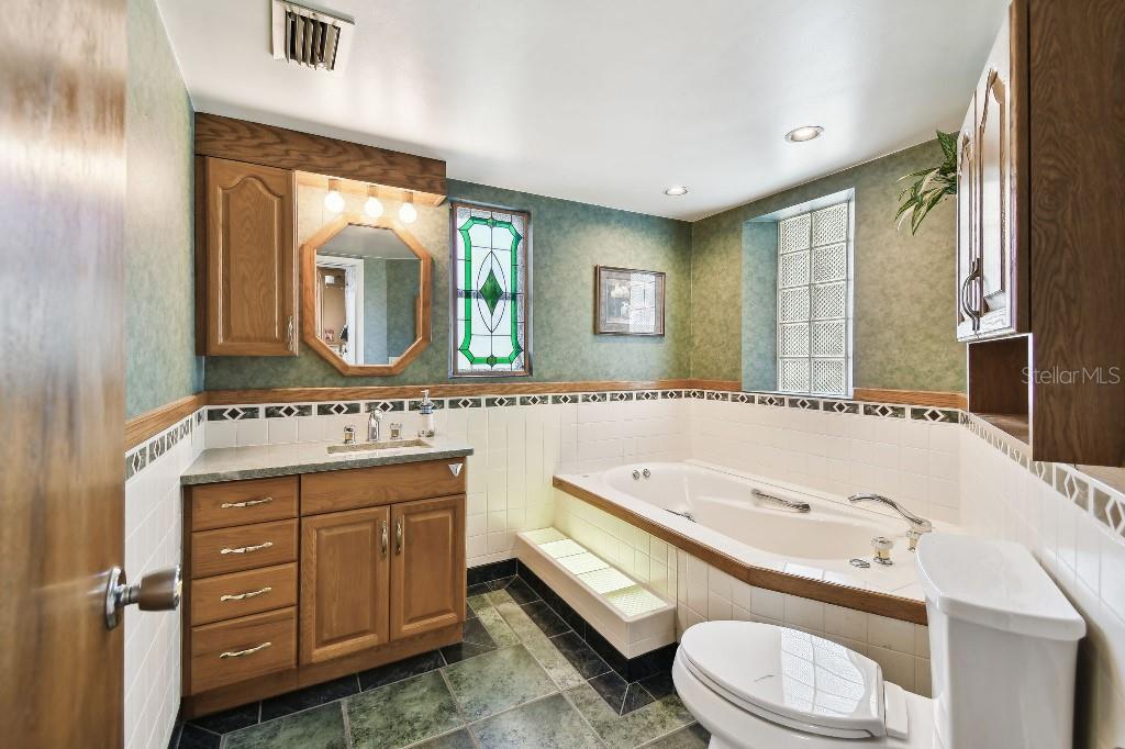 Image 10 of 37 For 1436 Santa Clara Drive