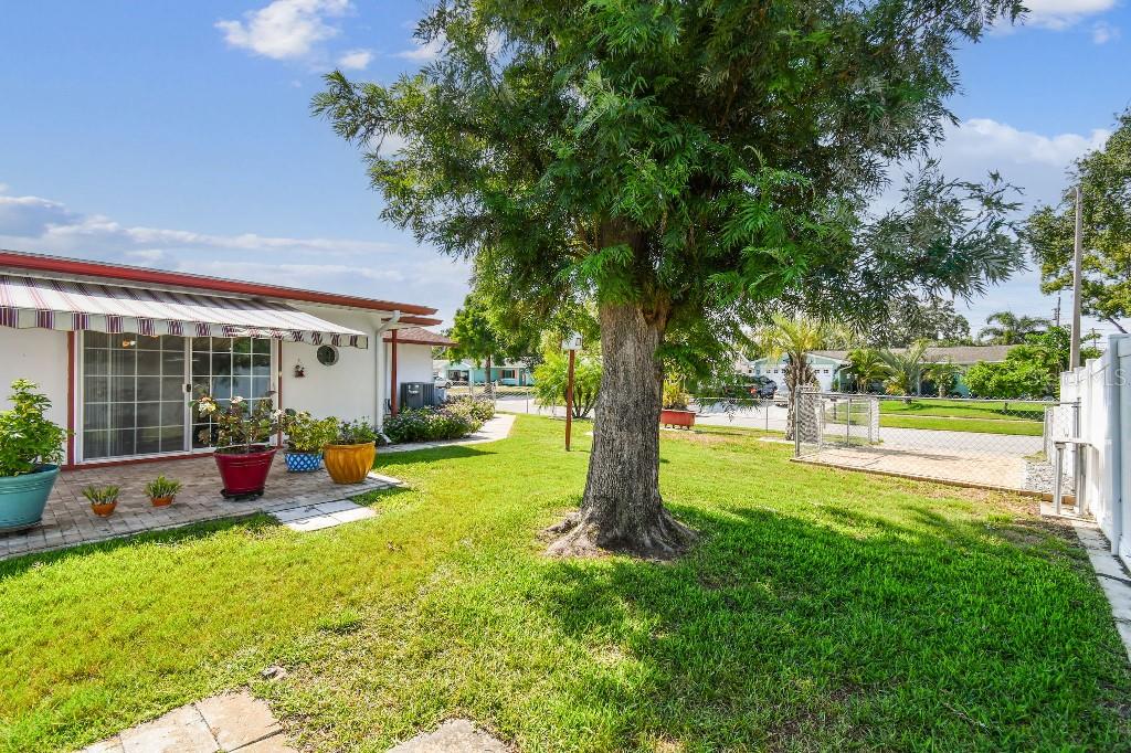 Image 28 of 37 For 1436 Santa Clara Drive