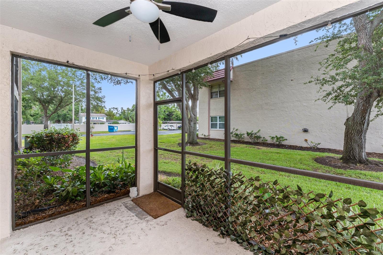Image 10 of 17 For 9700 Starkey Road 312