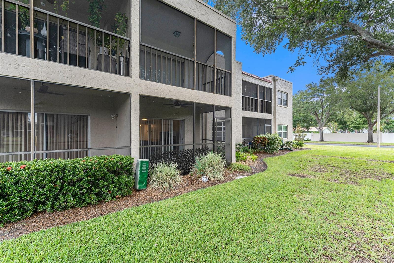 Image 11 of 17 For 9700 Starkey Road 312