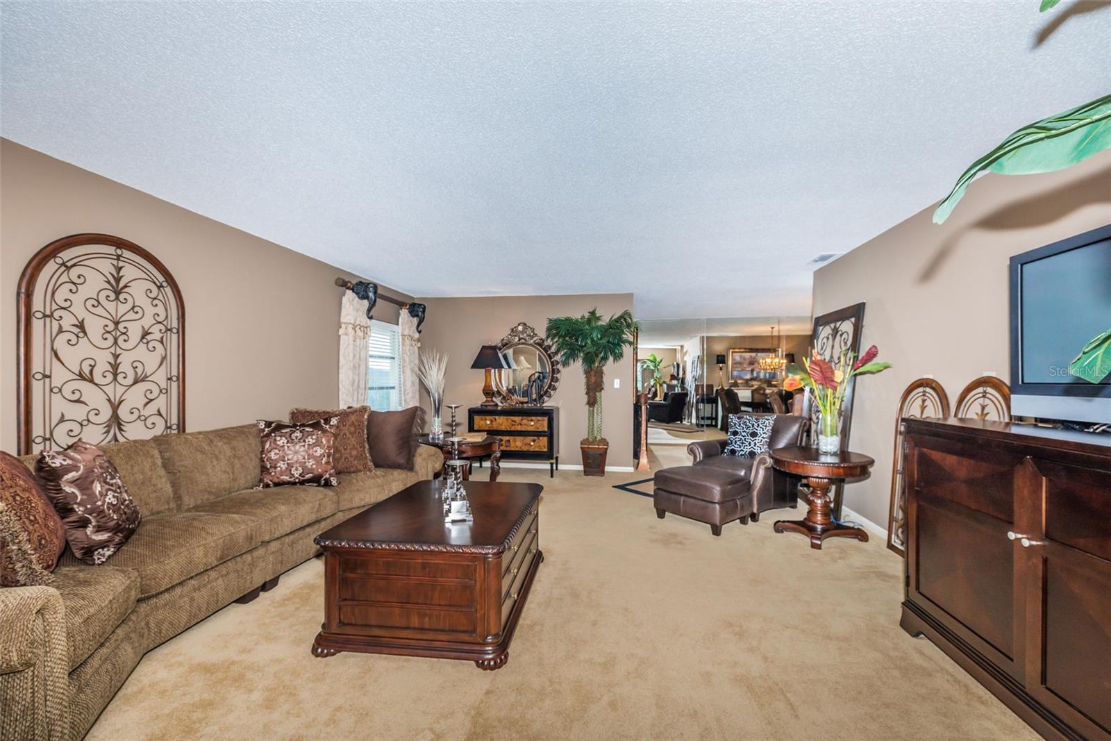 Image 4 of 65 For 100 Bluff View Drive 514c