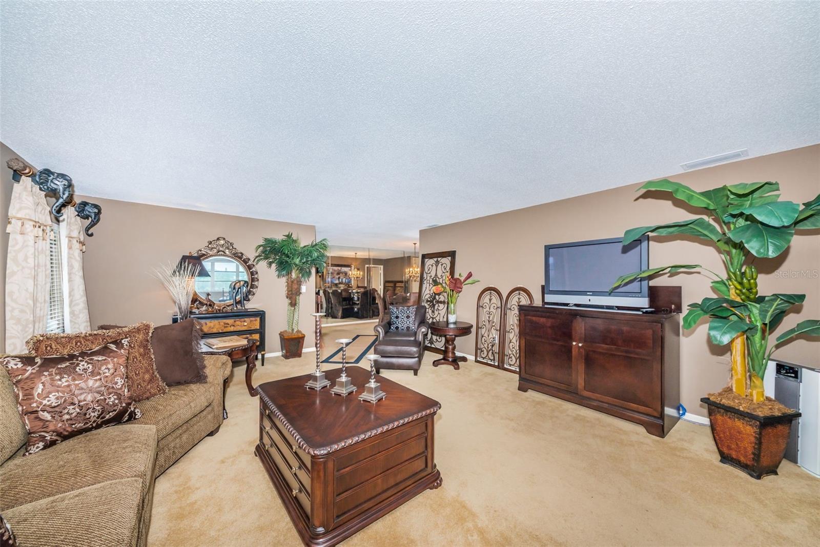 Image 6 of 65 For 100 Bluff View Drive 514c