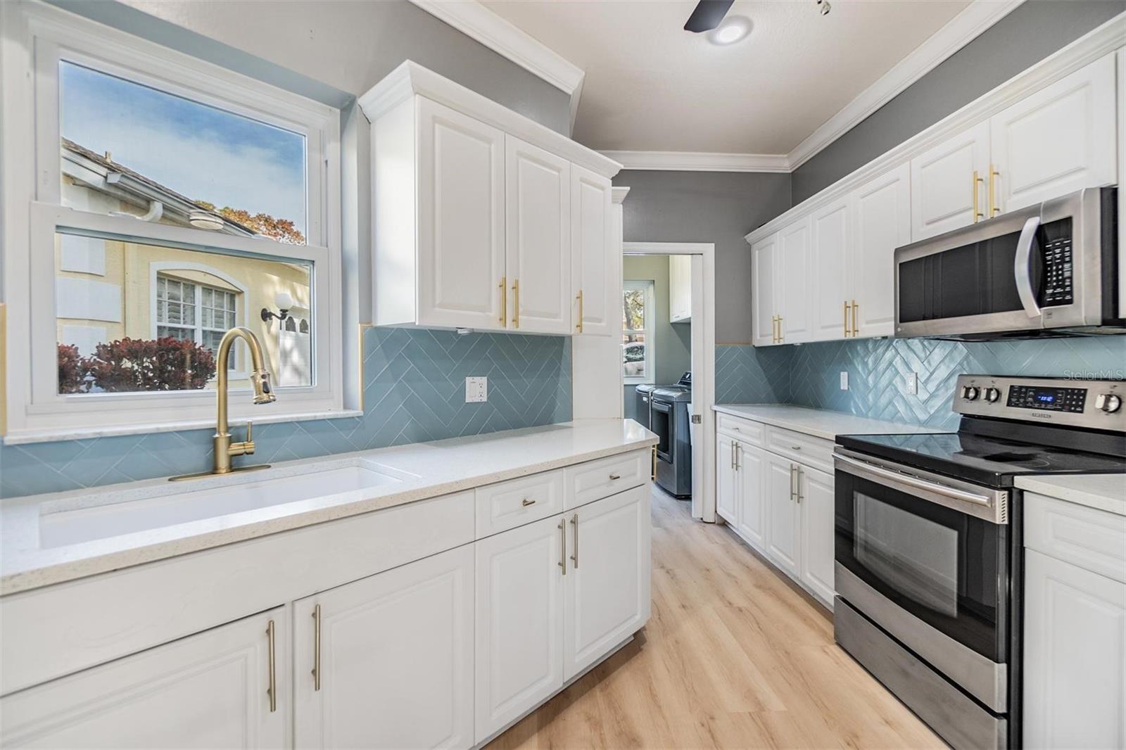 Image 12 of 40 For 2122 Oak Forest Lane