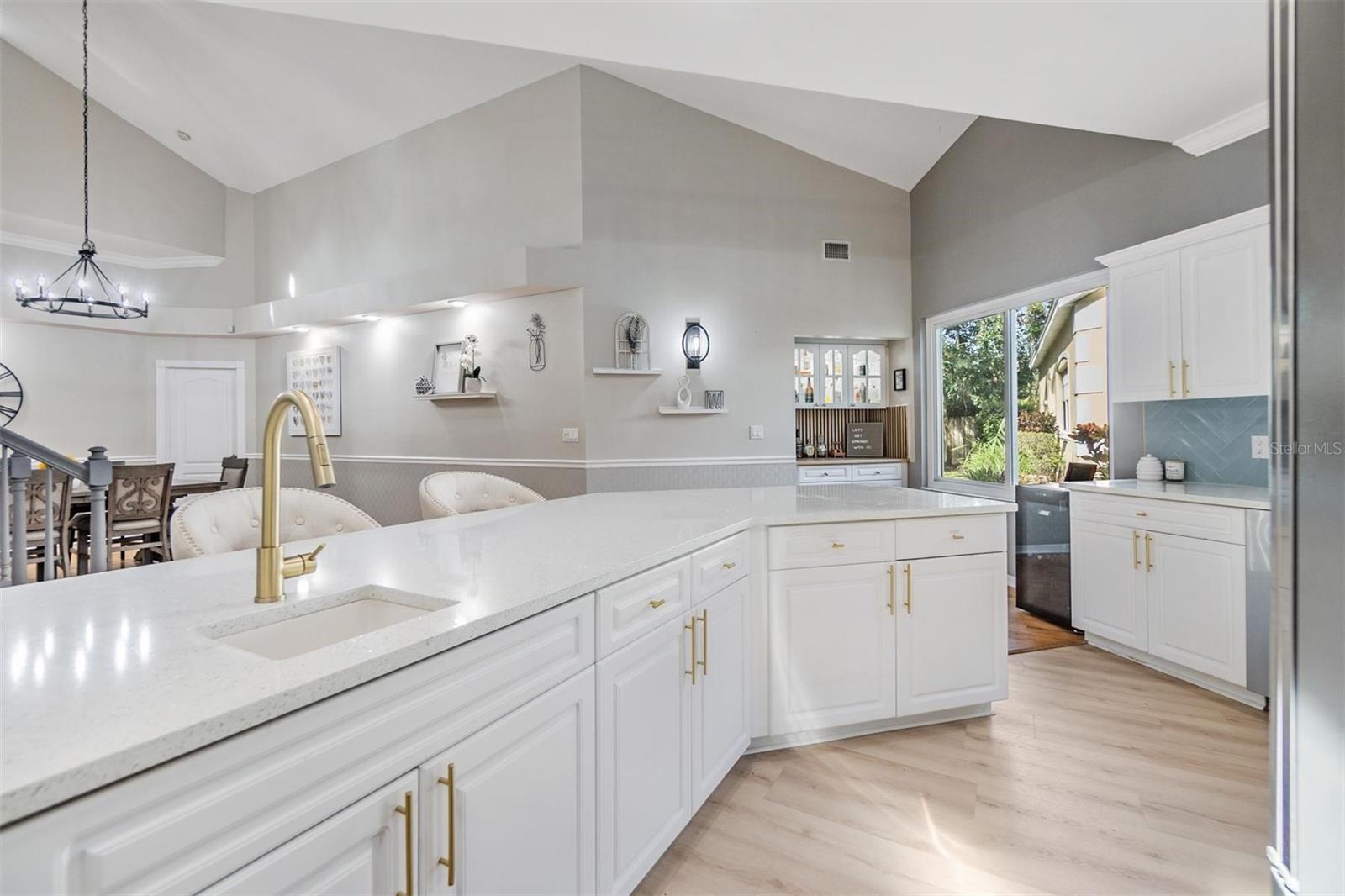 Image 13 of 40 For 2122 Oak Forest Lane