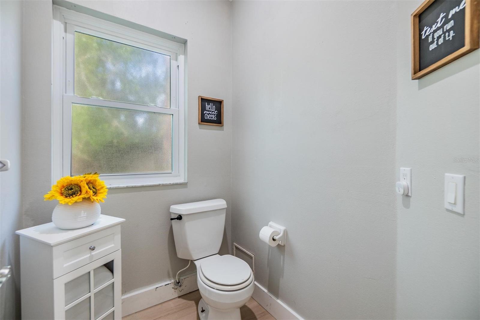 Image 20 of 40 For 2122 Oak Forest Lane