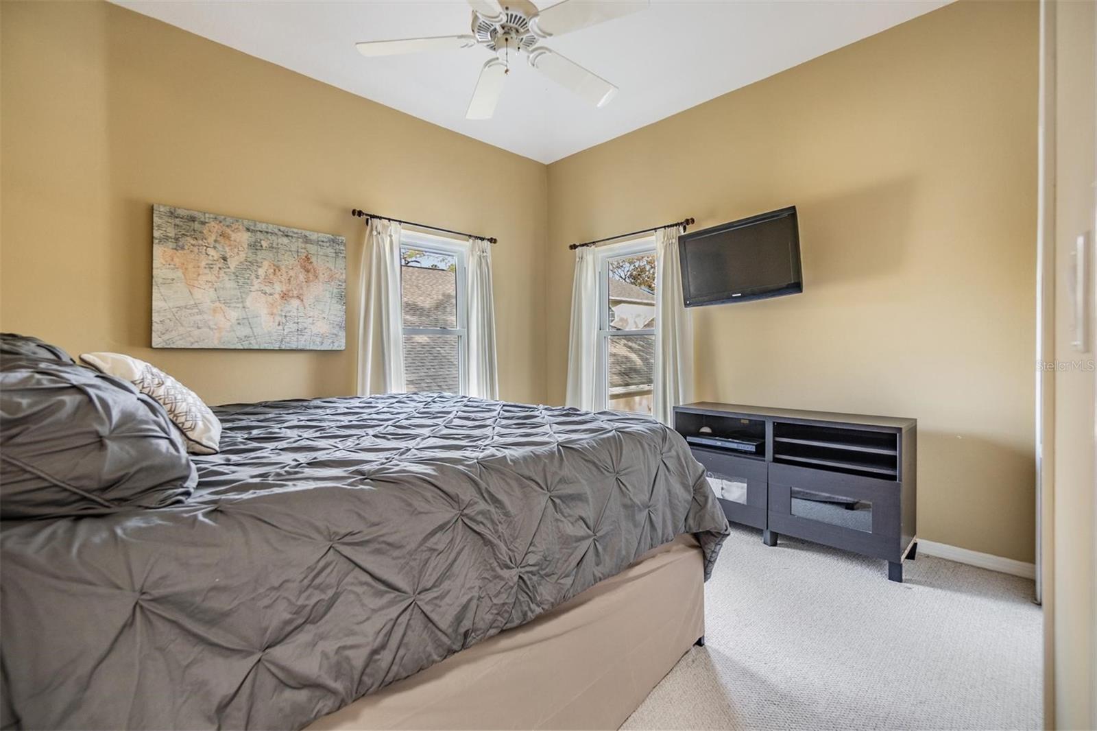 Image 25 of 40 For 2122 Oak Forest Lane
