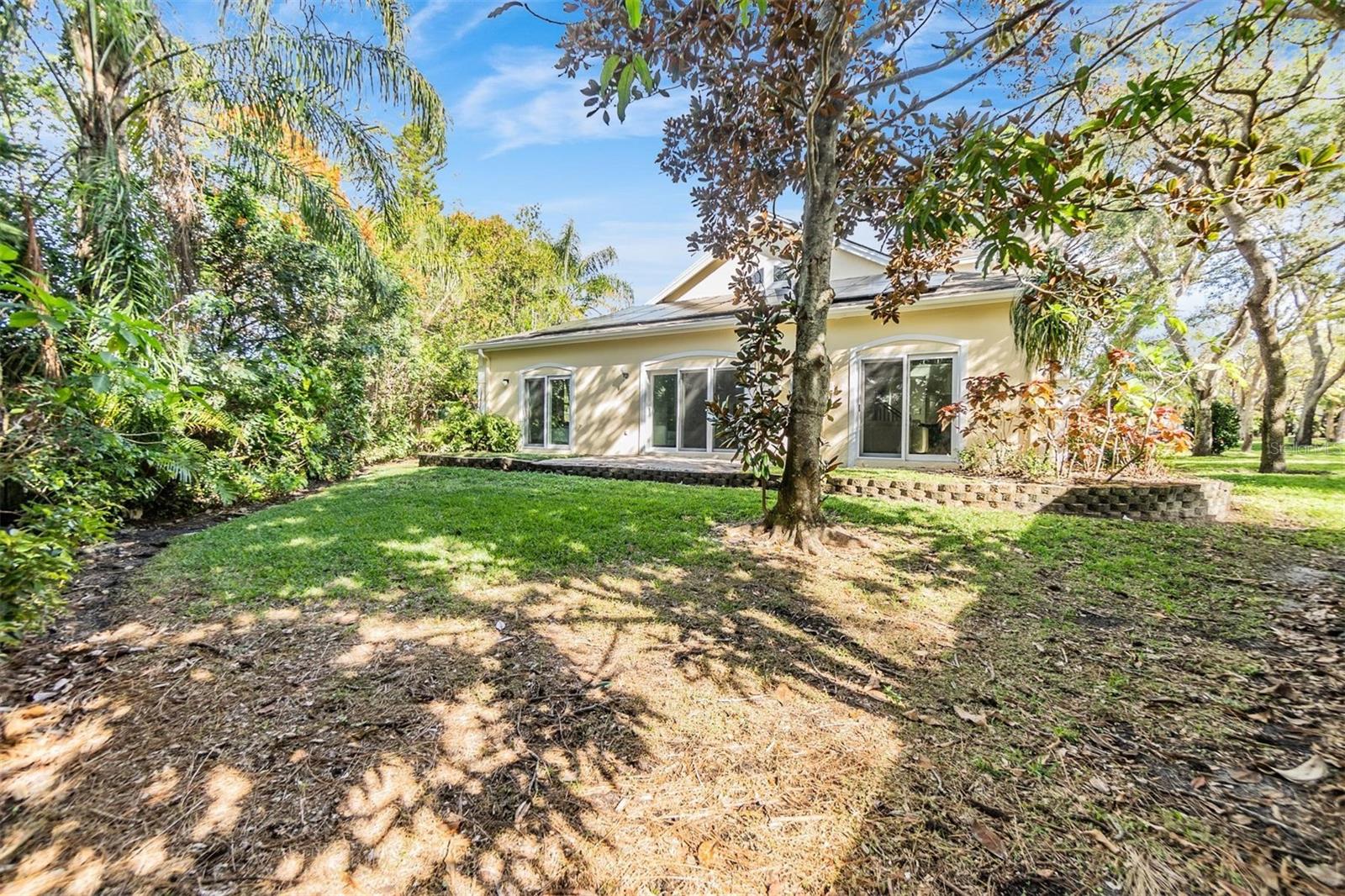 Image 33 of 40 For 2122 Oak Forest Lane
