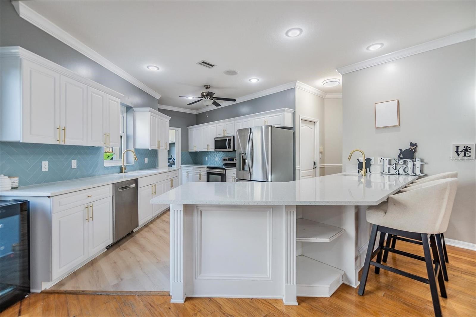 Image 9 of 40 For 2122 Oak Forest Lane