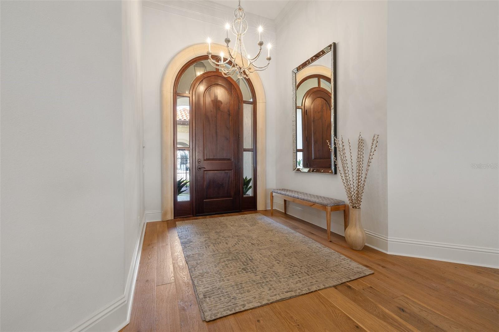 Image 15 of 70 For 301 Bayview Drive Ne