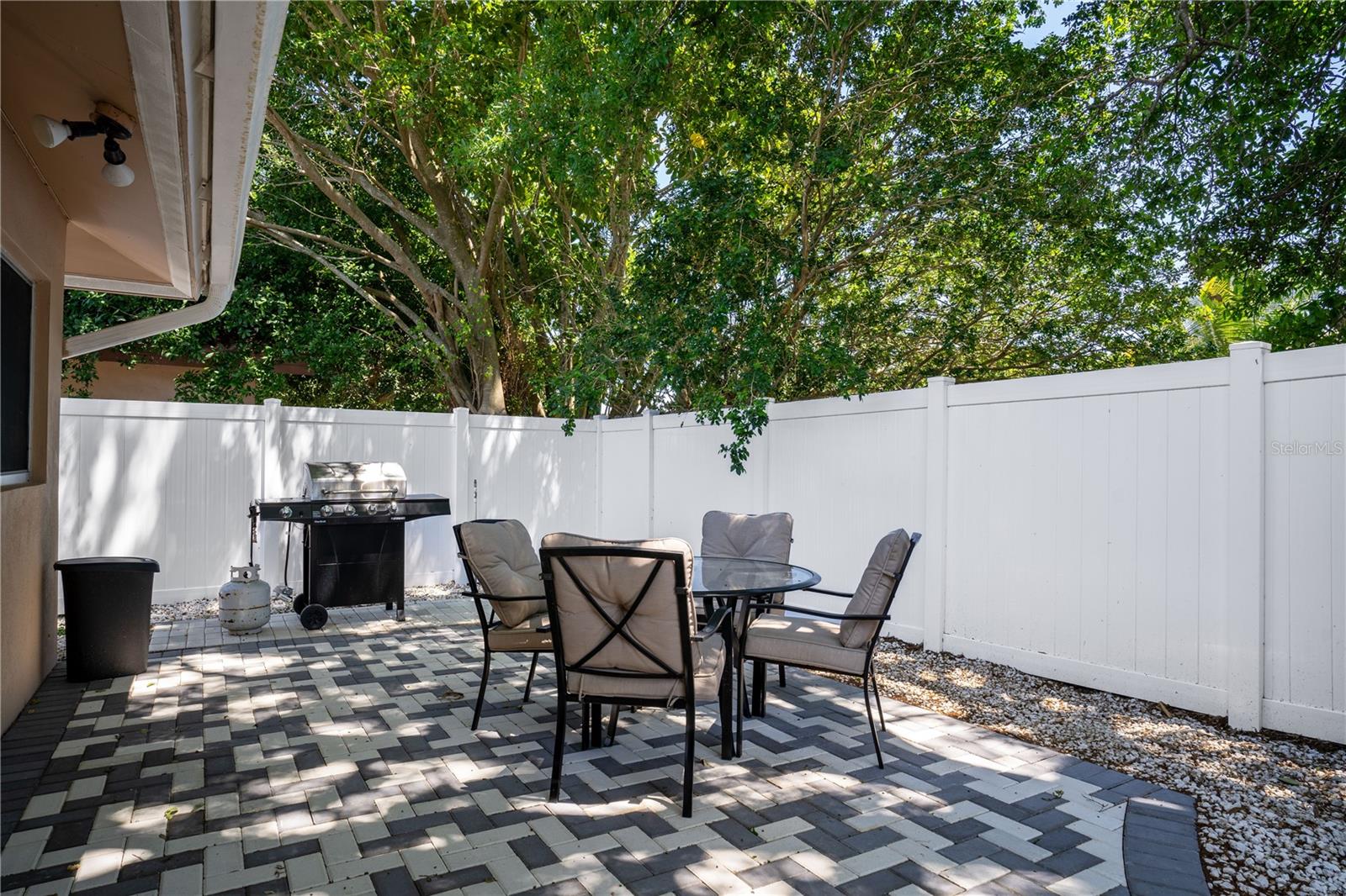 Image 46 of 56 For 8060 Canterbury Circle