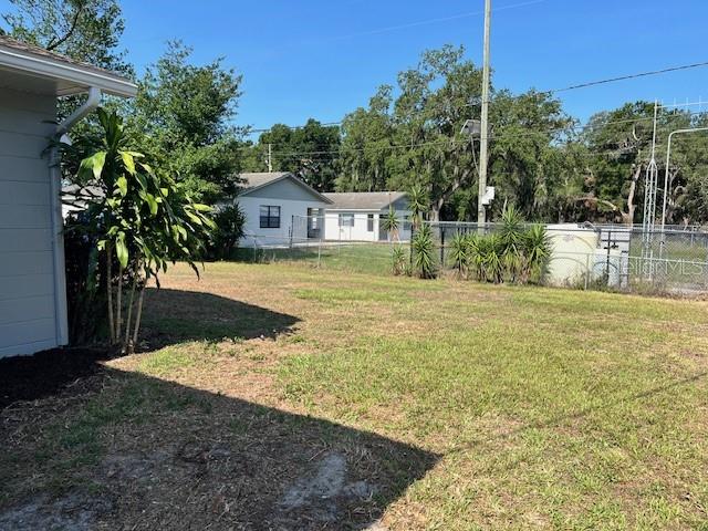 Image 11 of 11 For 4715 Larch Drive