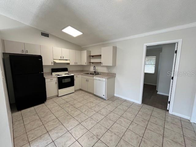 Image 4 of 11 For 4715 Larch Drive
