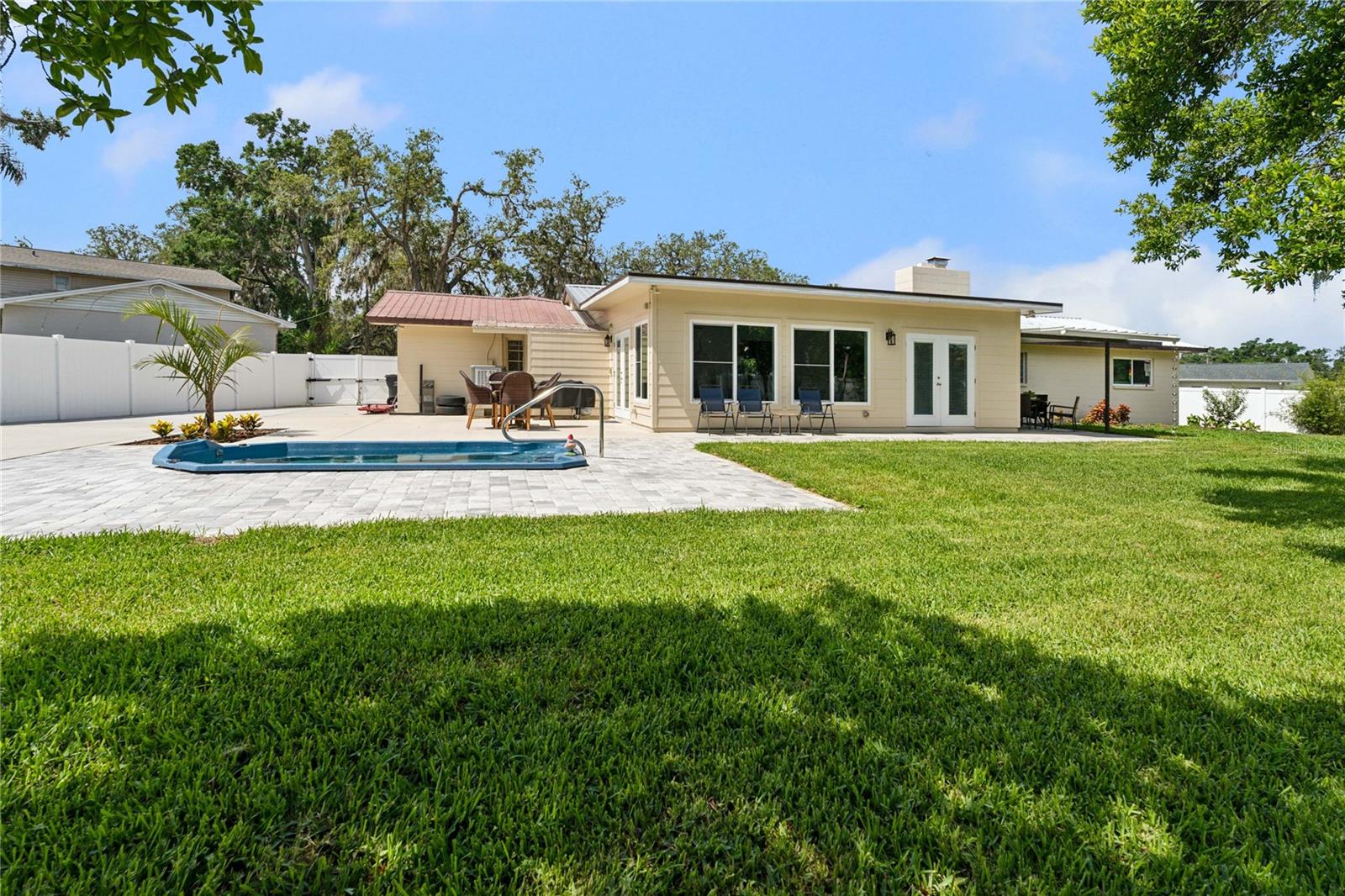 Image 37 of 40 For 708 Westwood Circle