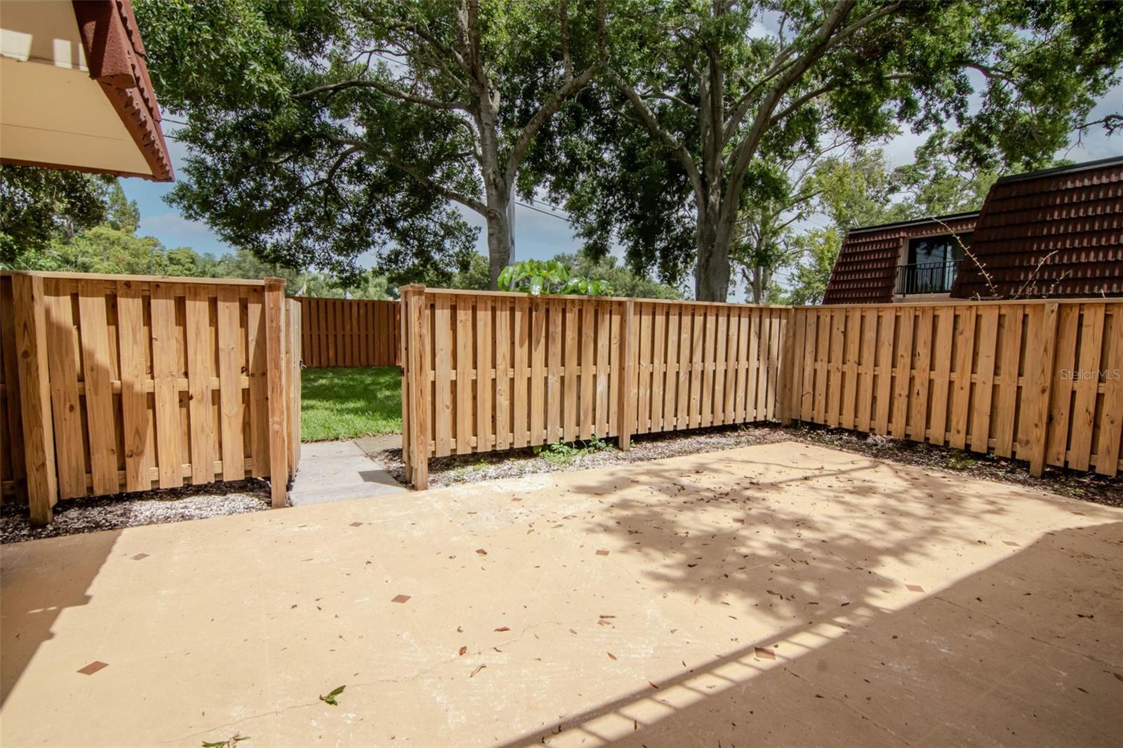Image 4 of 24 For 2725 11th Court
