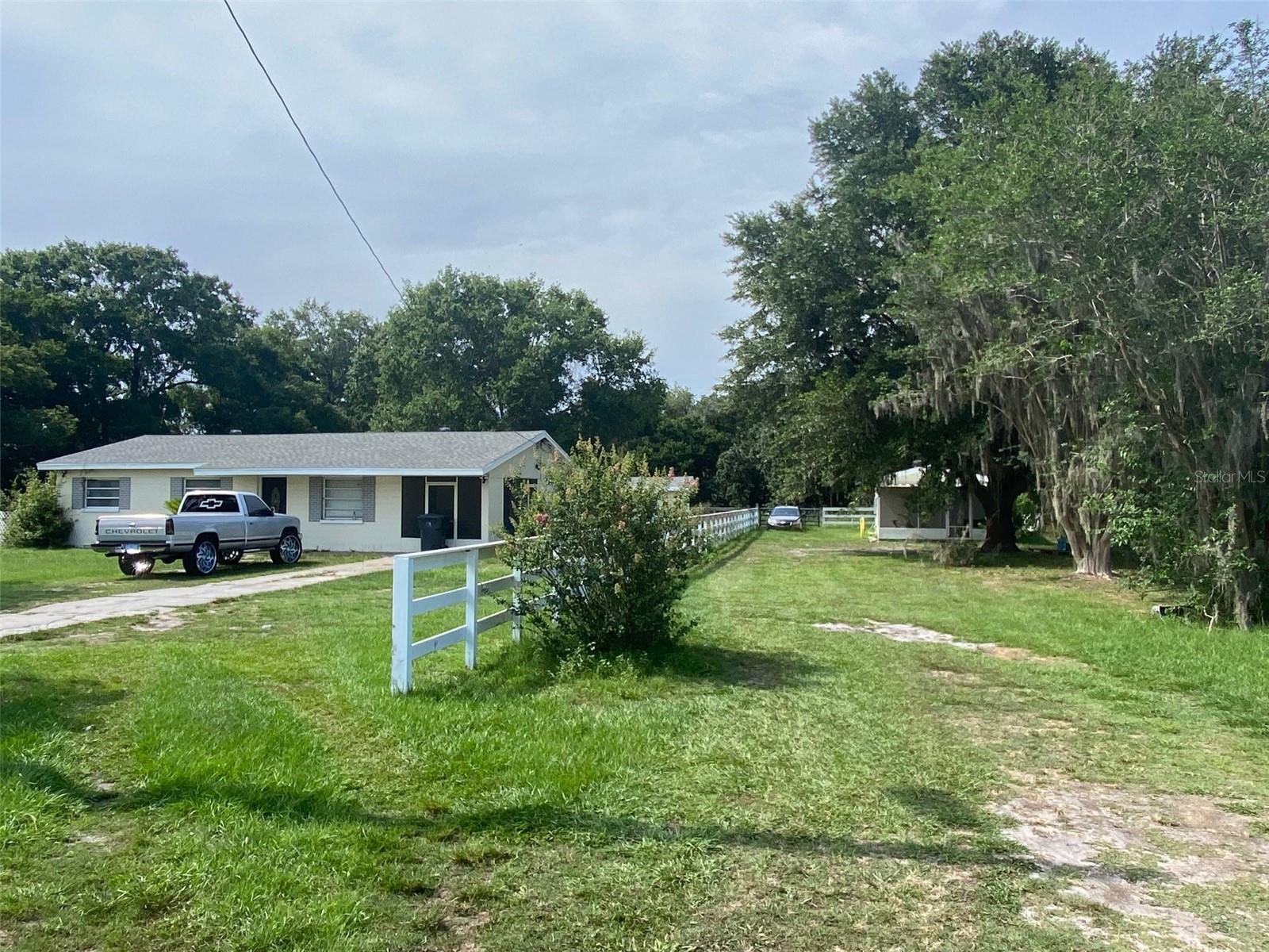 Image 3 of 3 For 4316 Knights Griffin Road
