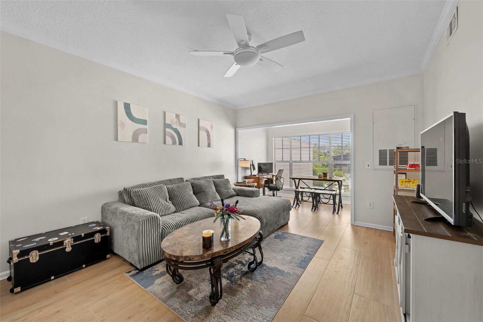 Image 4 of 35 For 800 Dakota Avenue 337
