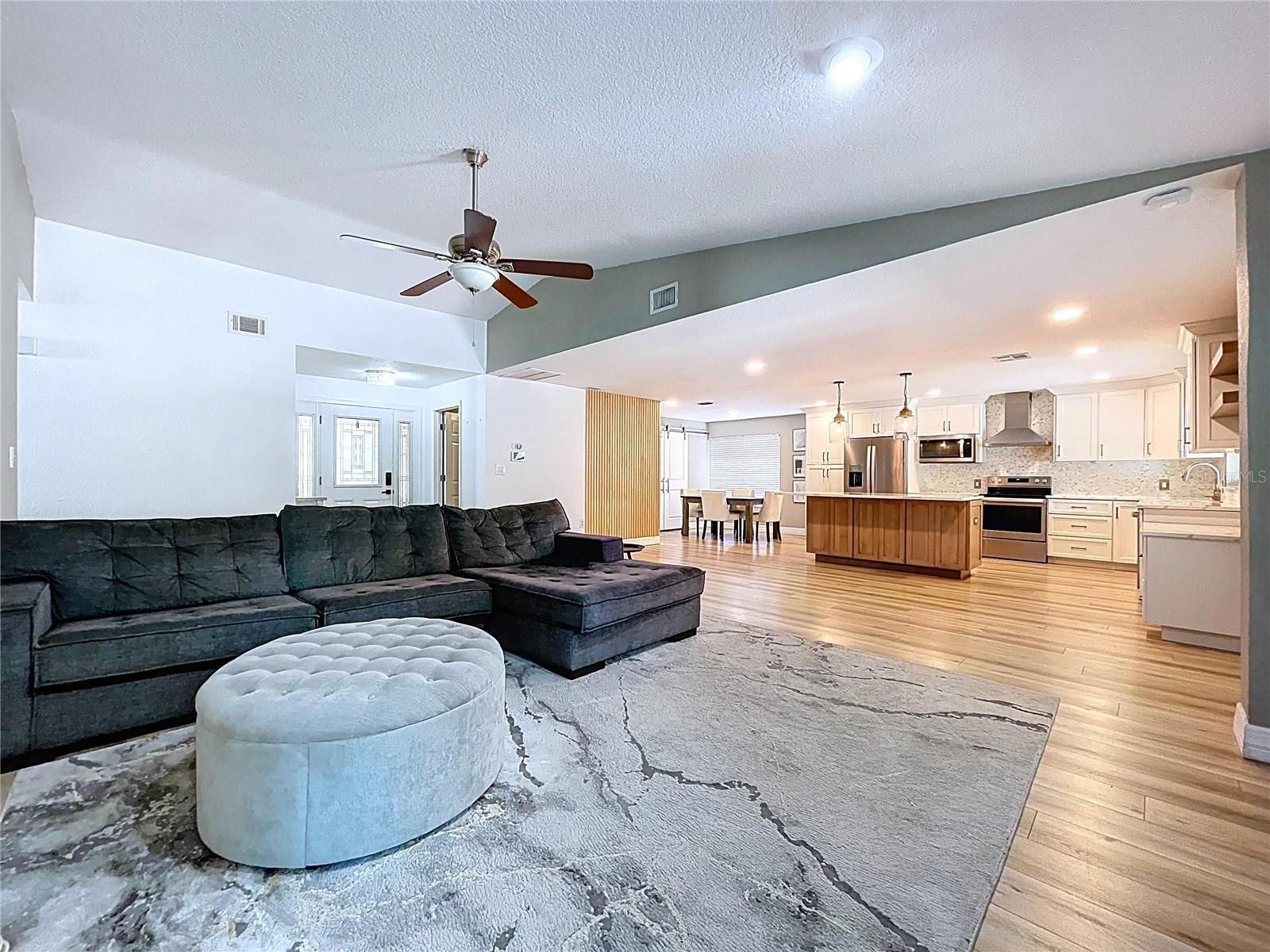 Image 10 of 30 For 9580 130th Avenue