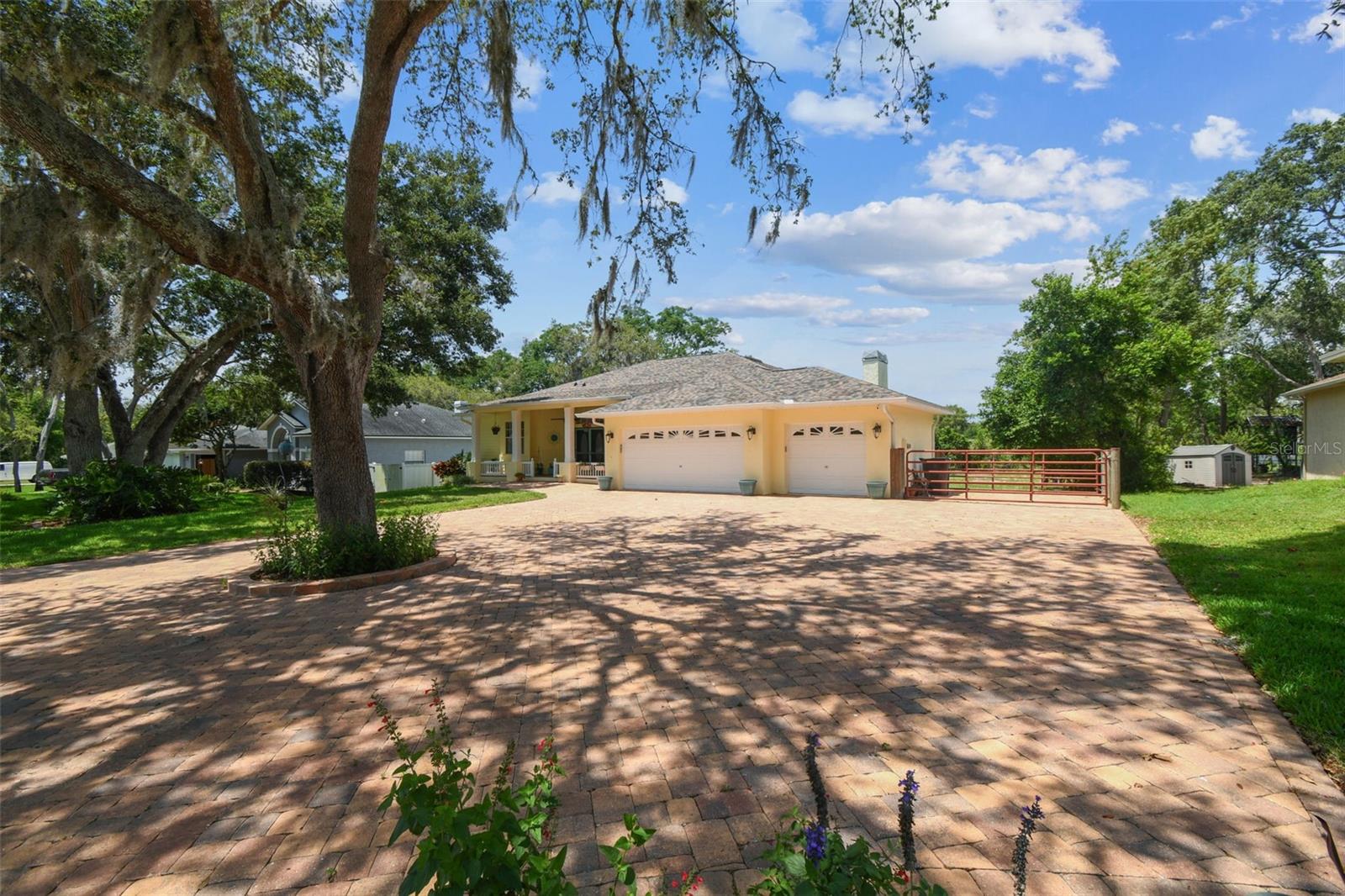 Image 3 of 96 For 10306 Shalimar Wood Drive