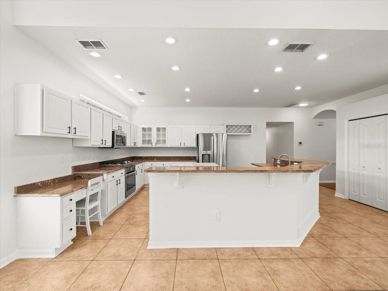 Image 22 of 73 For 6127 Cezanne Avenue