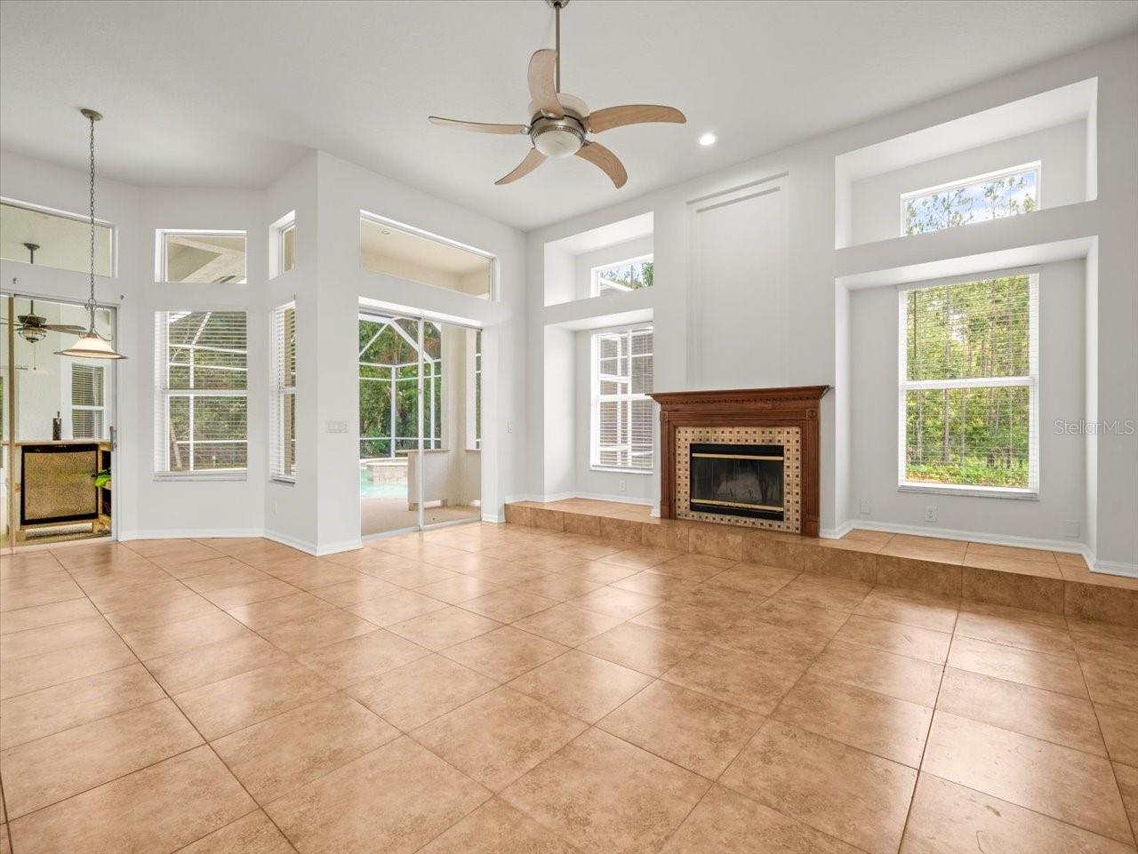 Image 25 of 73 For 6127 Cezanne Avenue