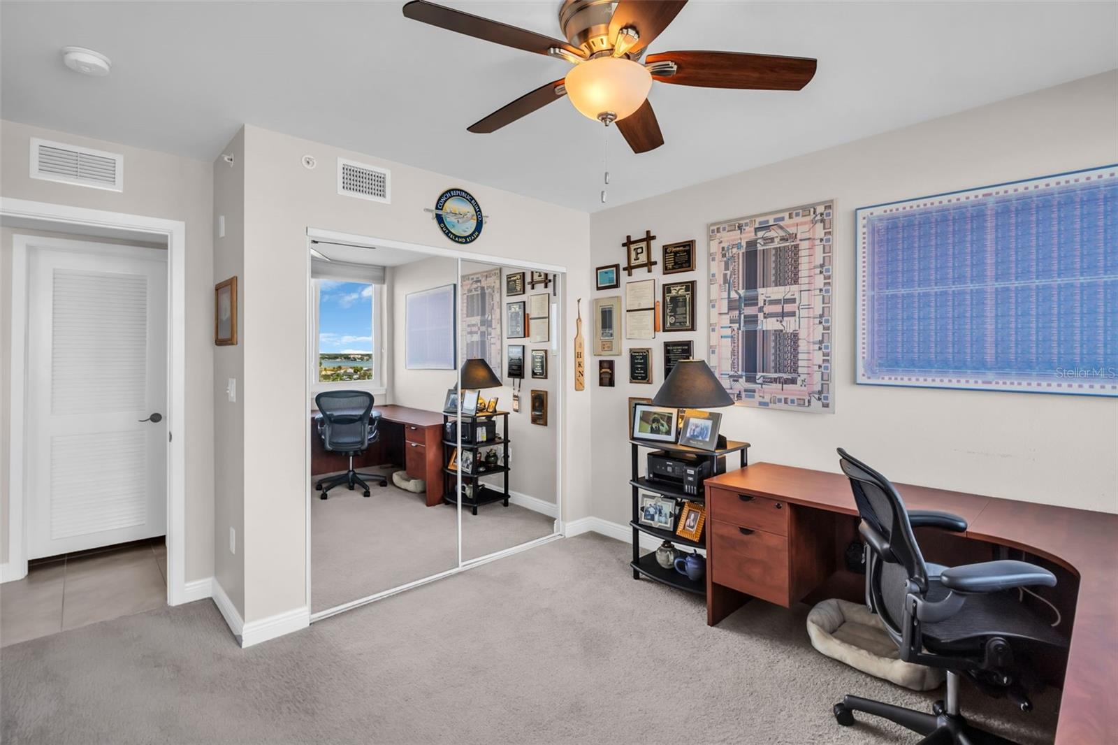 Image 34 of 53 For 223 Island Way 7f