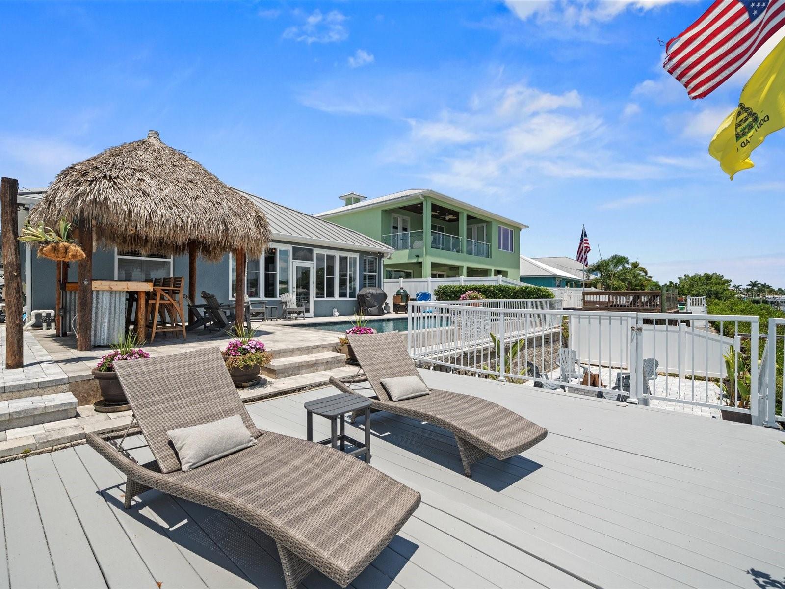 Listing photo id 11 for 574 Bimini Bay Boulevard