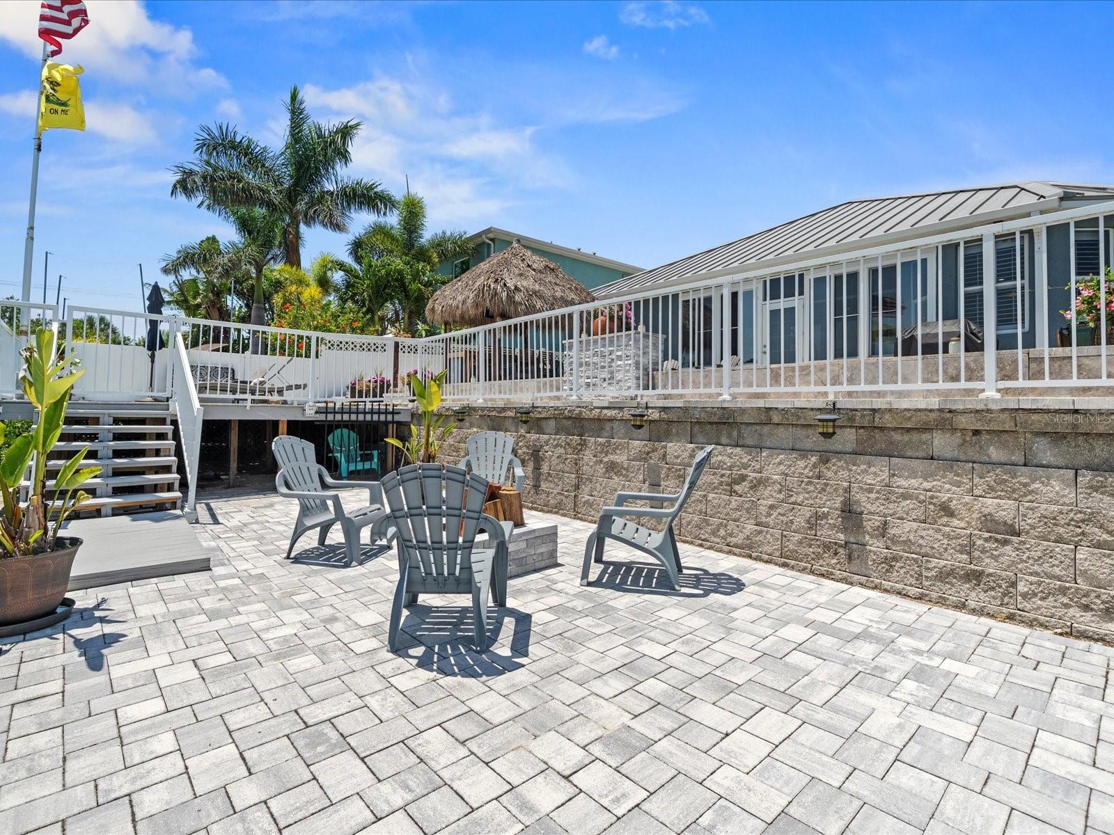 Listing photo id 12 for 574 Bimini Bay Boulevard