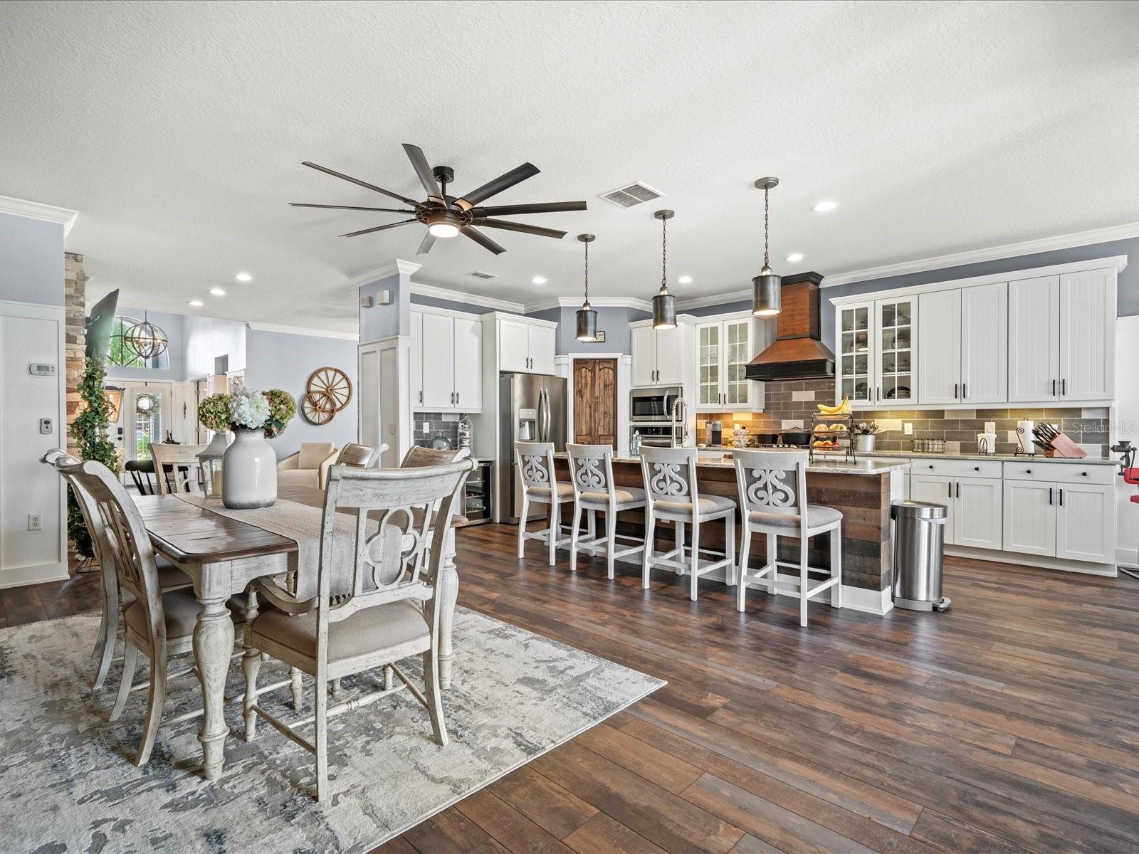 Listing photo id 21 for 574 Bimini Bay Boulevard