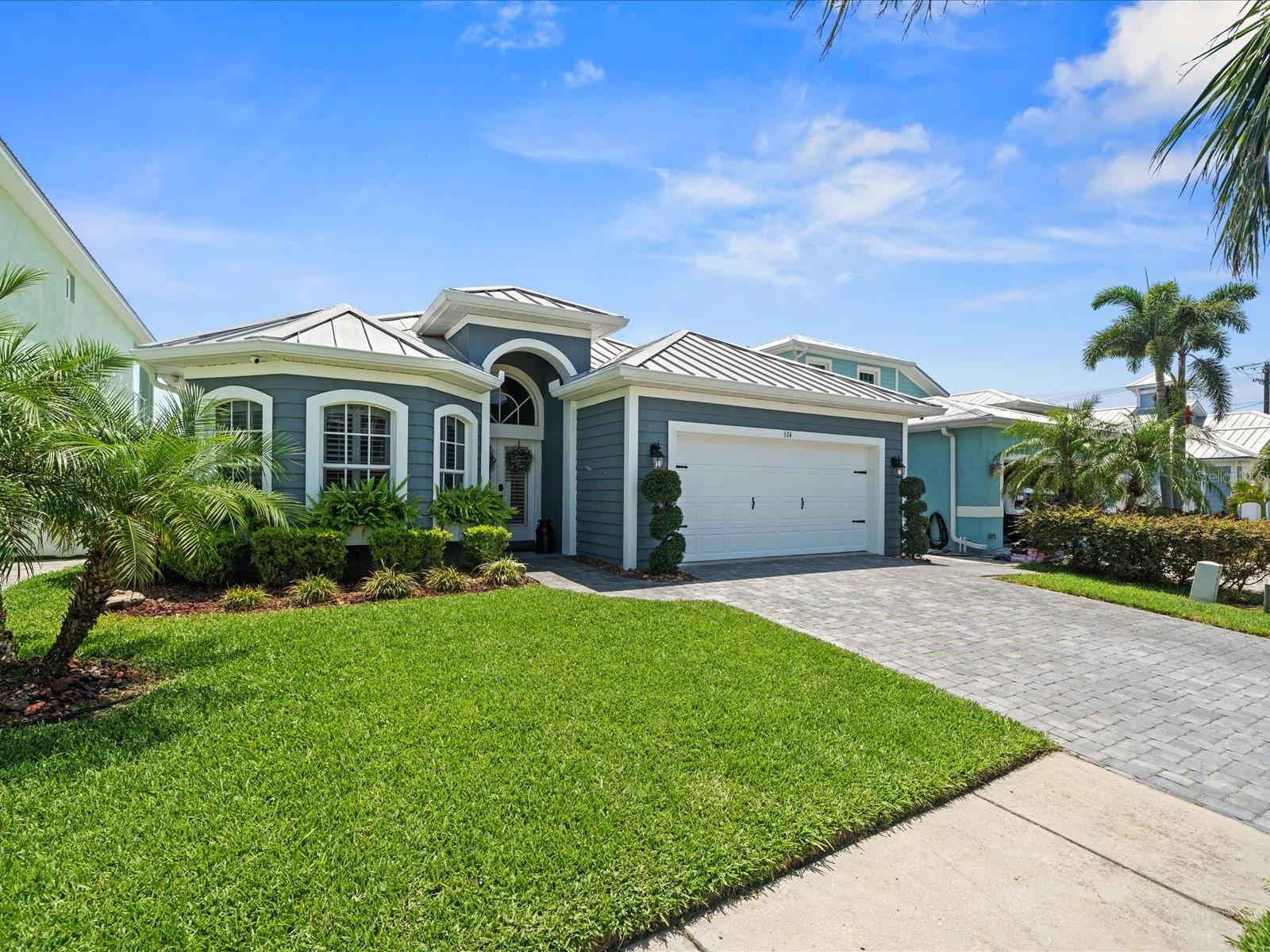 Listing photo id 1 for 574 Bimini Bay Boulevard