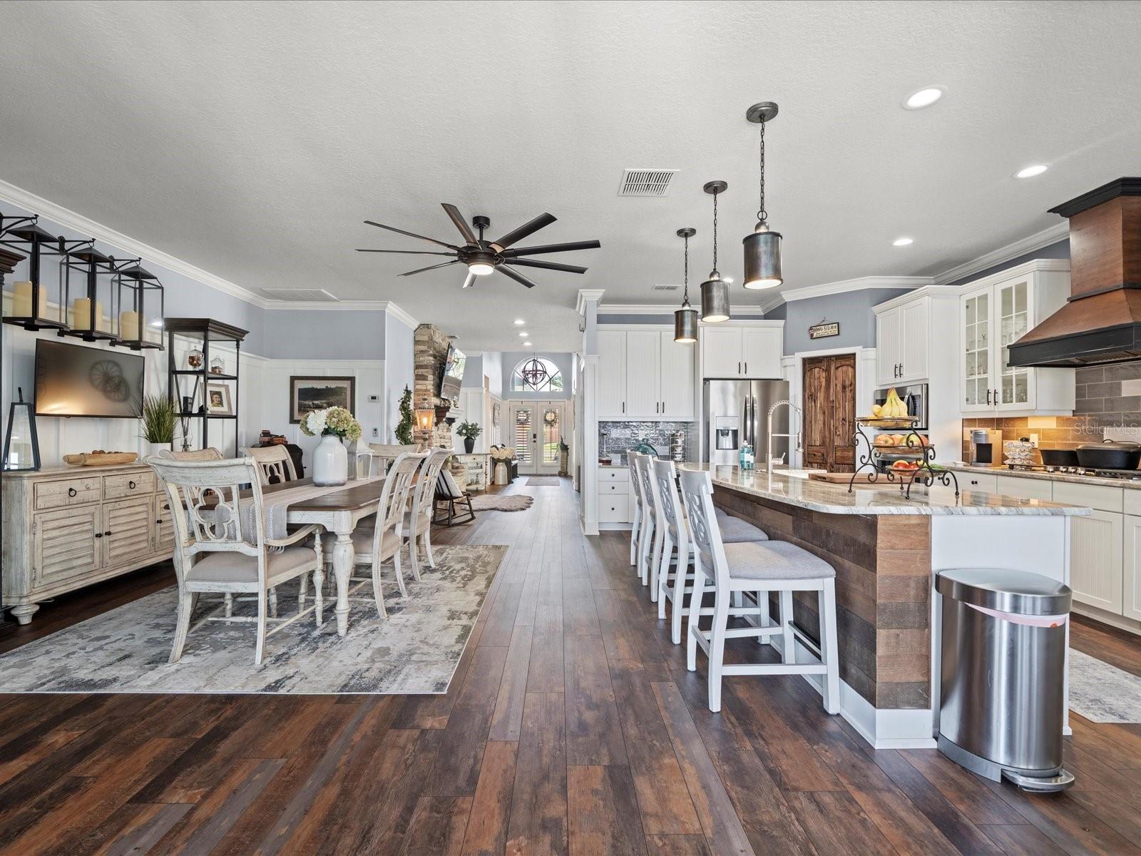 Listing photo id 30 for 574 Bimini Bay Boulevard