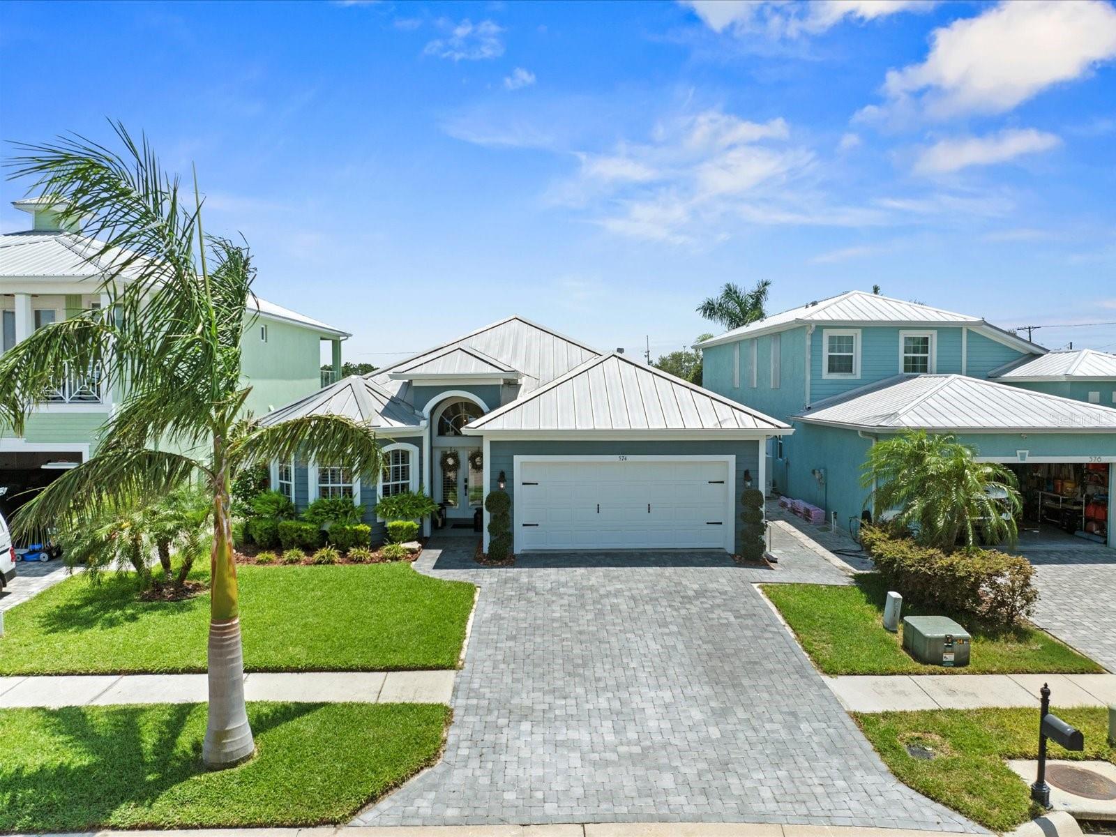 Listing photo id 2 for 574 Bimini Bay Boulevard