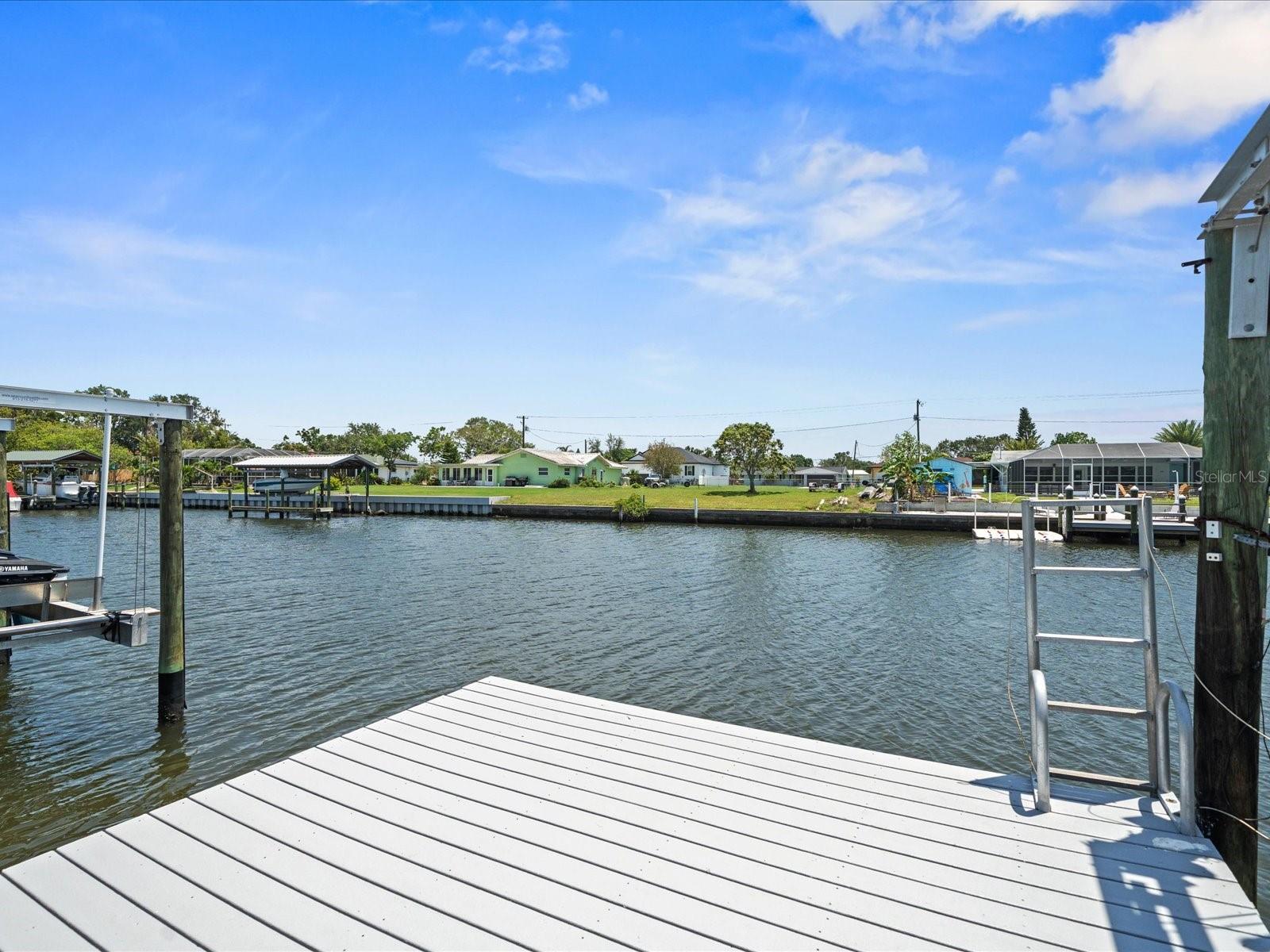 Listing photo id 54 for 574 Bimini Bay Boulevard