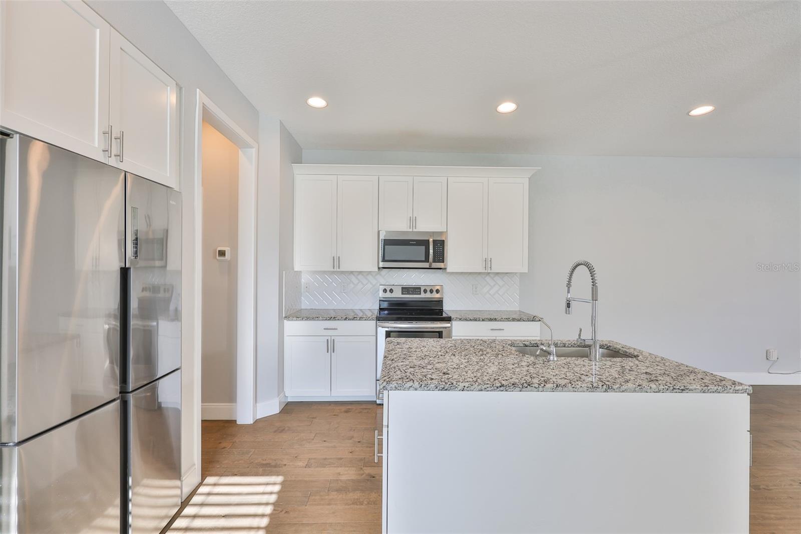 Image 12 of 44 For 6619 Manhattan Avenue 1
