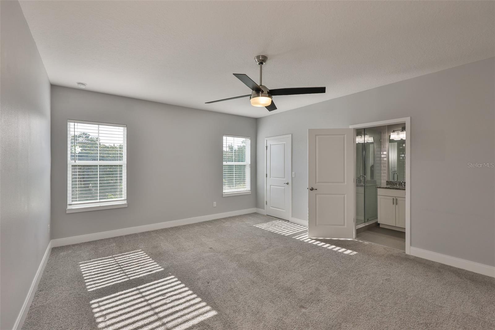 Image 21 of 44 For 6619 Manhattan Avenue 1