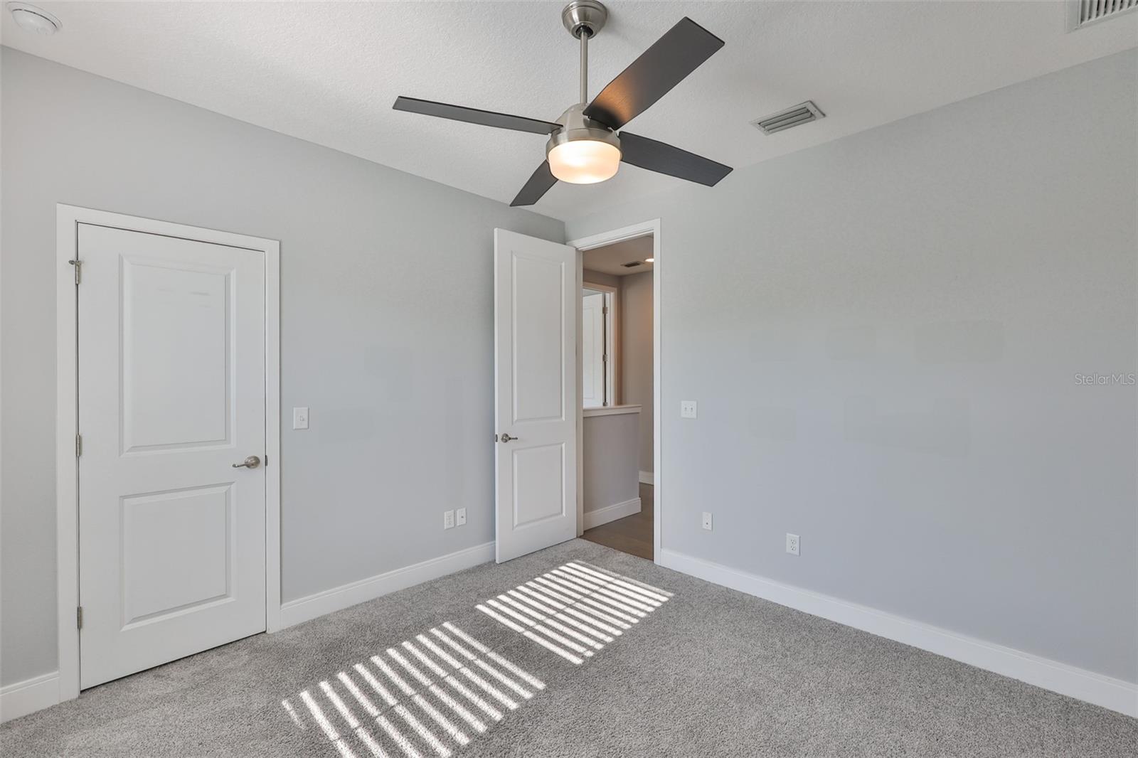 Image 30 of 44 For 6619 Manhattan Avenue 1