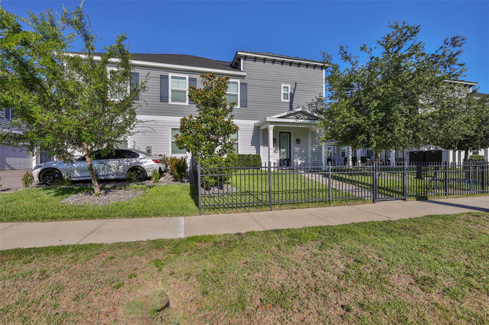 Image 35 of 44 For 6619 Manhattan Avenue 1