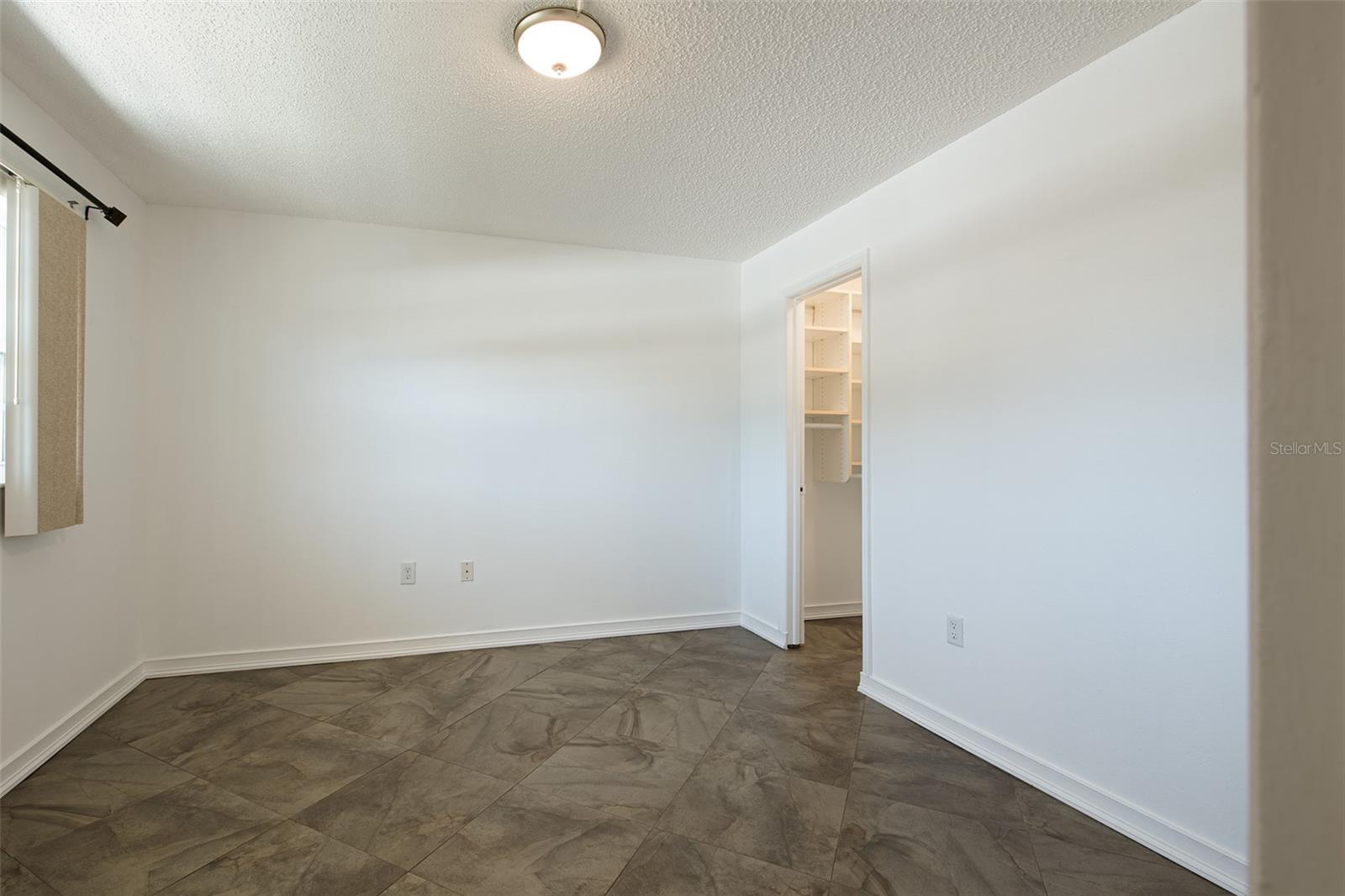 Image 18 of 29 For 6960 20th Avenue N 203b