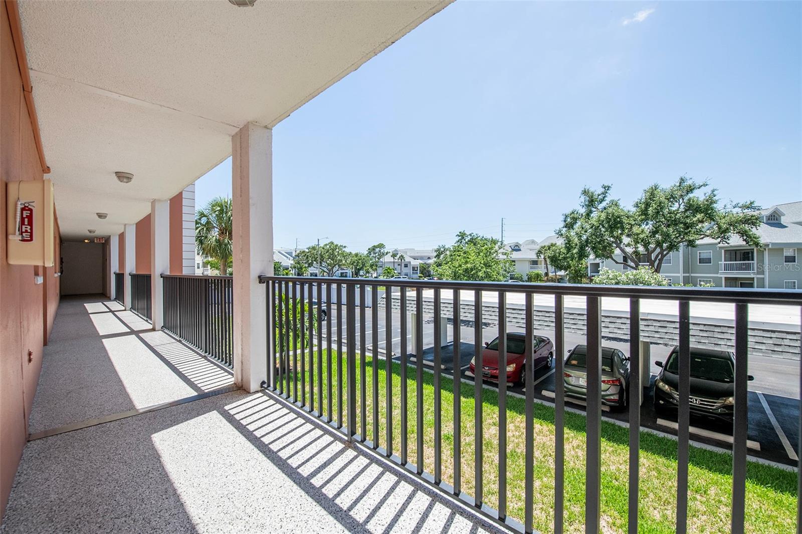 Image 23 of 29 For 6960 20th Avenue N 203b