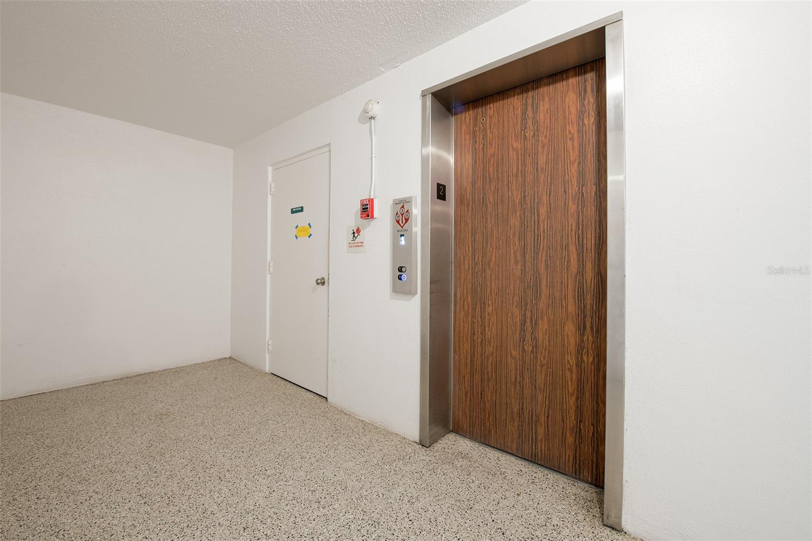 Image 24 of 29 For 6960 20th Avenue N 203b