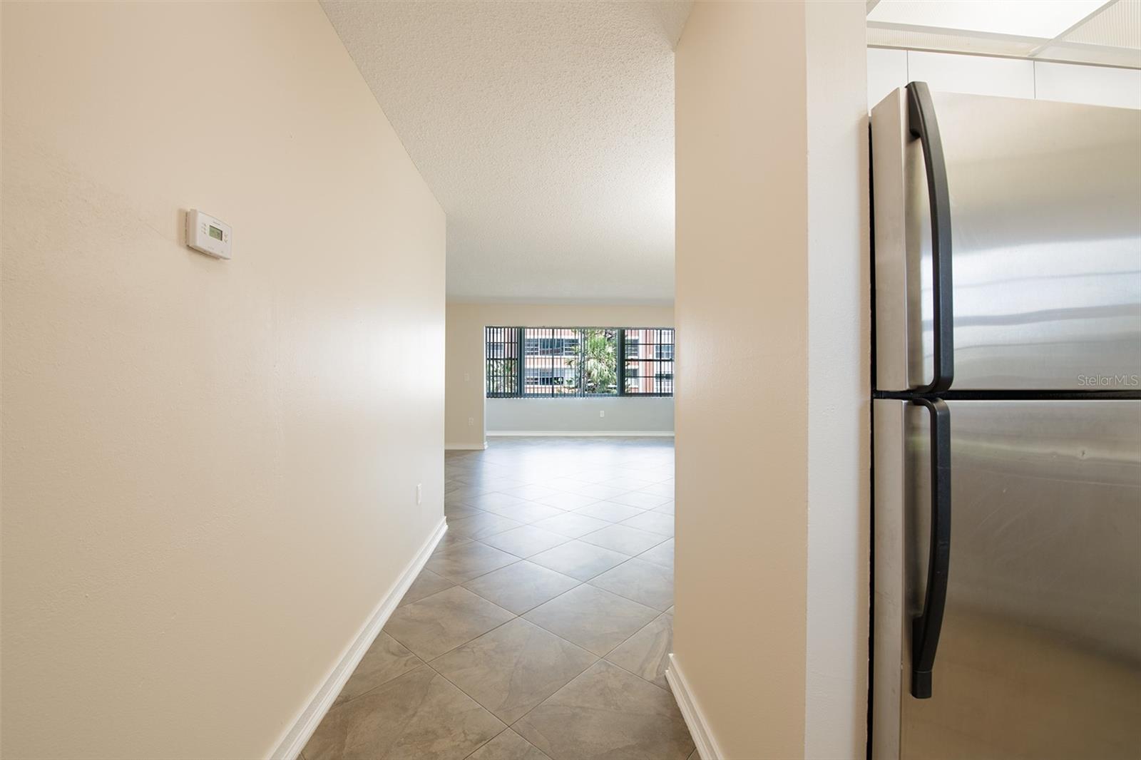 Image 4 of 29 For 6960 20th Avenue N 203b