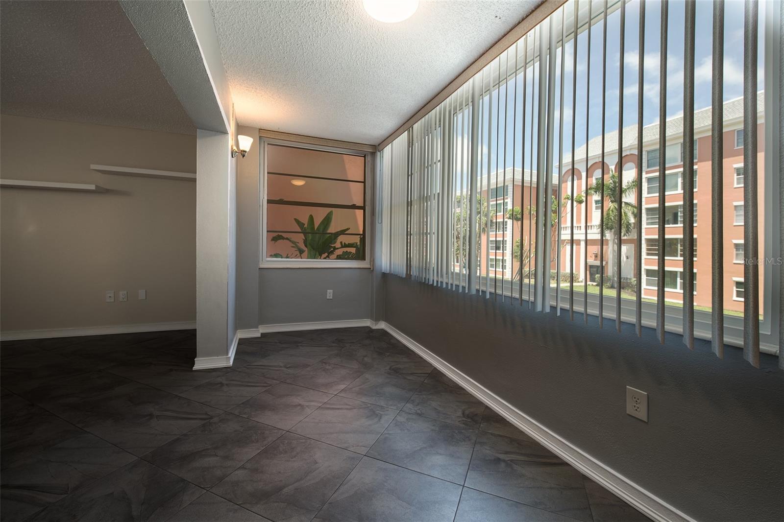 Image 7 of 29 For 6960 20th Avenue N 203b